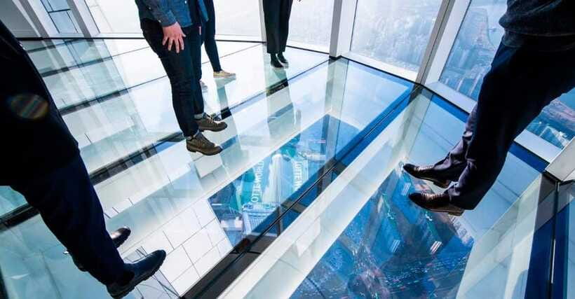 Seoul: Sky Lotte World Tower Ticket - Wait Times and Crowd Flow: Fast When It Works