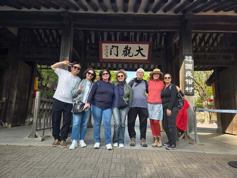 Seoul: Suwon Hwaseong, Folk Village, & Starfield Library - Suwon Hwaseong Fortress: UNESCO walls you can actually walk