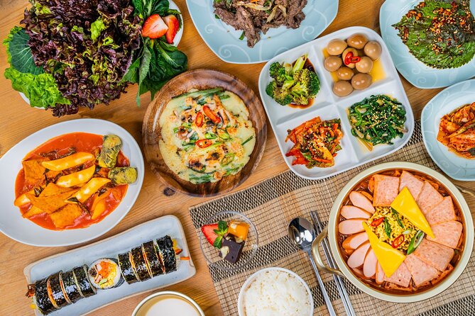 Seoul : Taste of Korea, Authentic Home-Style Cooking Class - Drinks, age limits, and dietary adjustments that matter