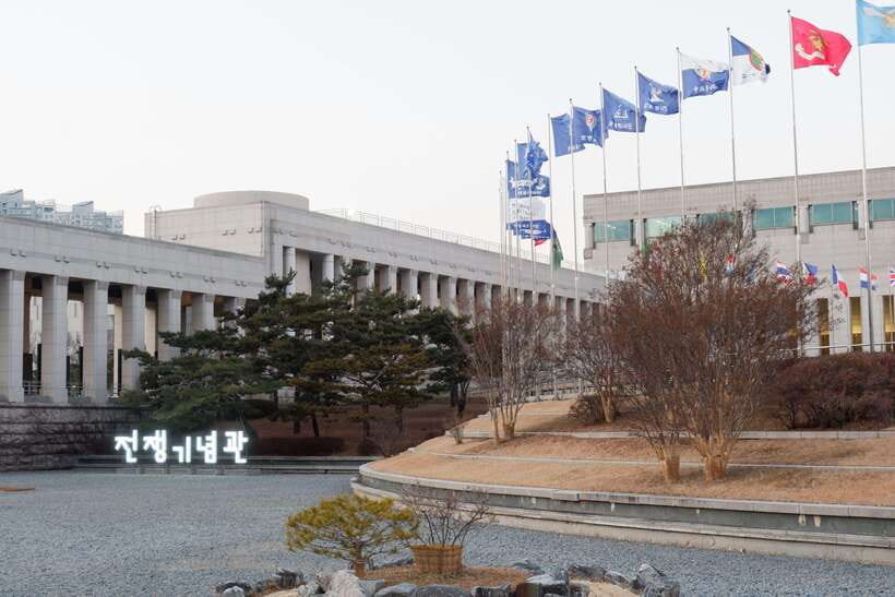 Seoul: War Memorial, Jogyesa Temple & Tapgol Park Tour - Where you start and how the route is designed