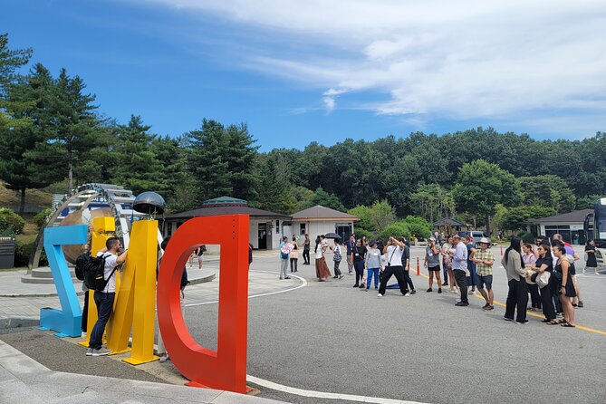 Small Group Tour to DMZ & Suspension Bridge with Hotel Pickup - Price and Value: Why $65 Can Work