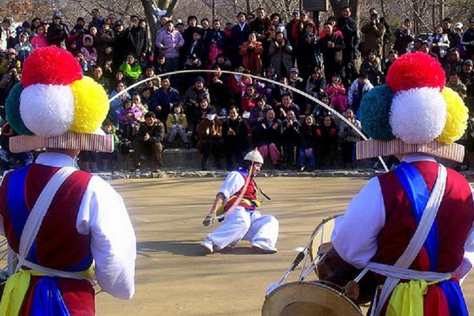 Traditional Korean folk village Afternoon tour - A 4.5-hour afternoon escape with pickup near Seoul City Hall
